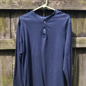 Class Club long sleeve button. Size 20. Medium.